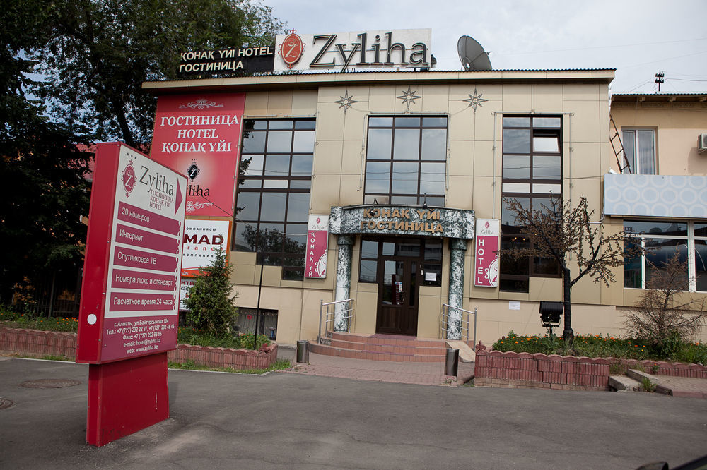Renion Zyliha Hotel Almaty Exterior foto