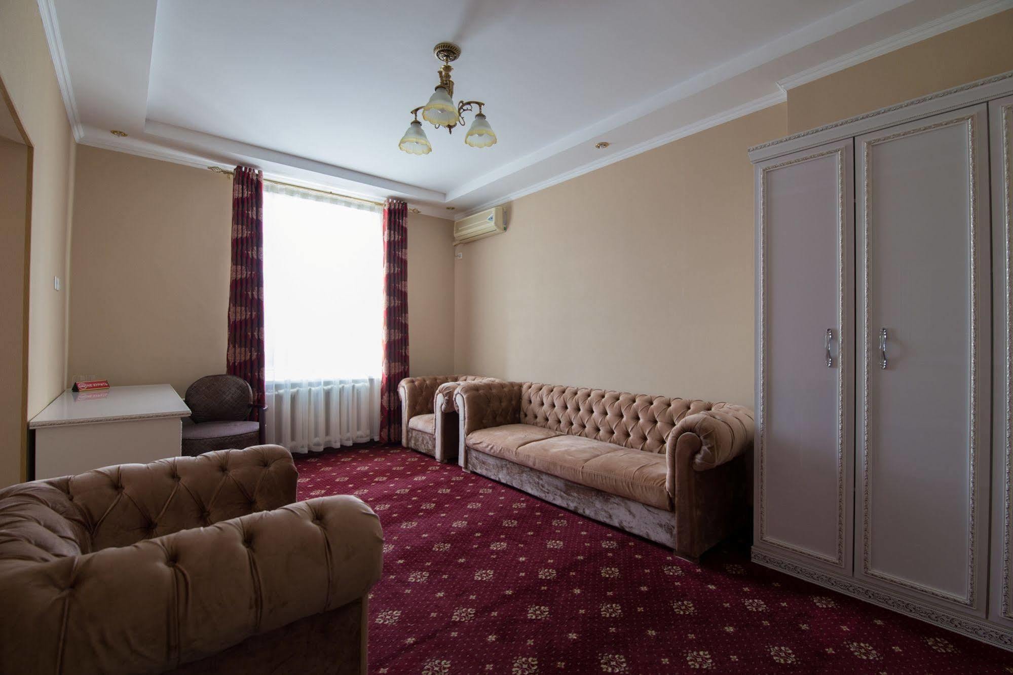 Renion Zyliha Hotel Almaty Exterior foto