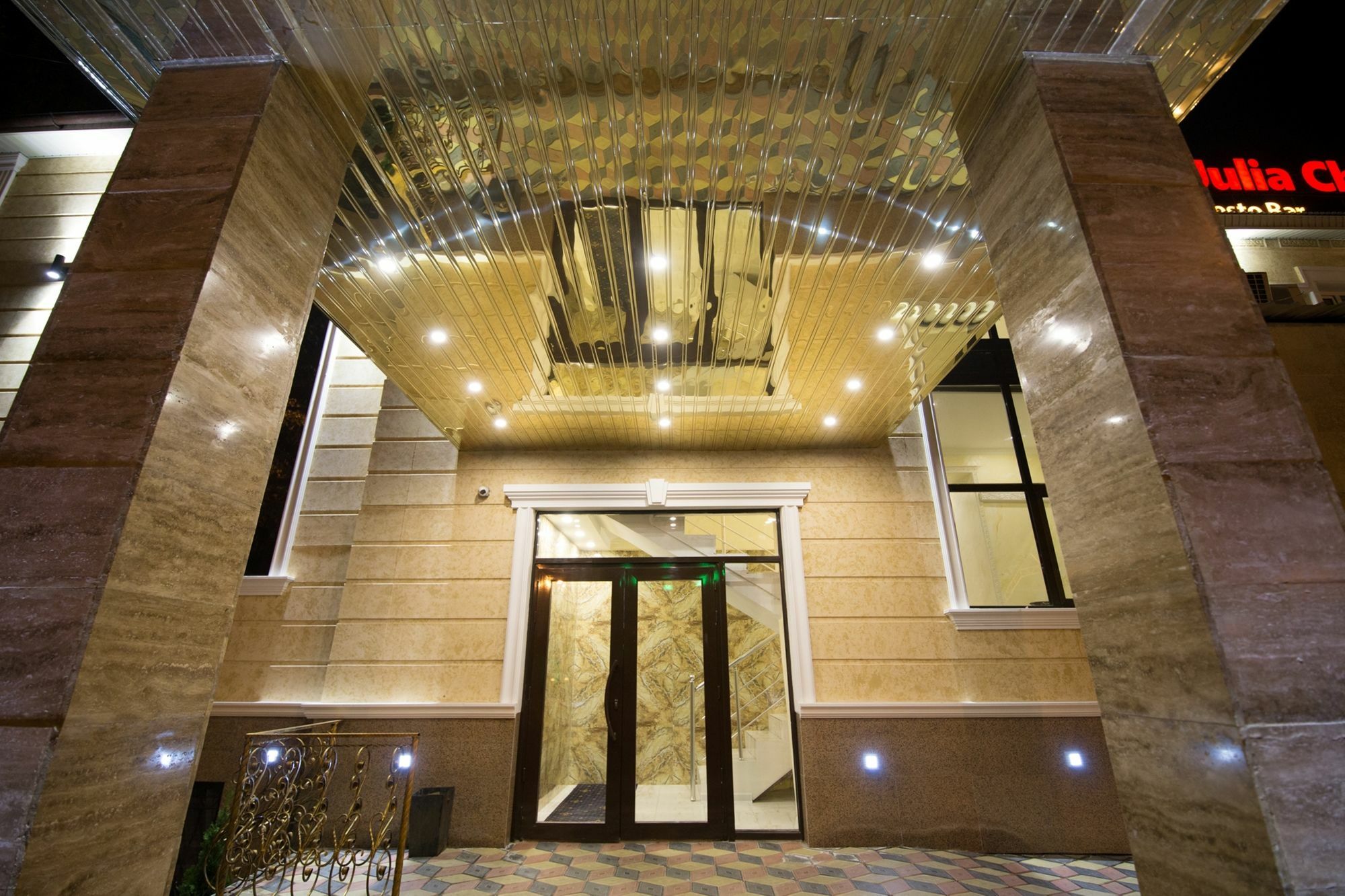 Renion Zyliha Hotel Almaty Exterior foto